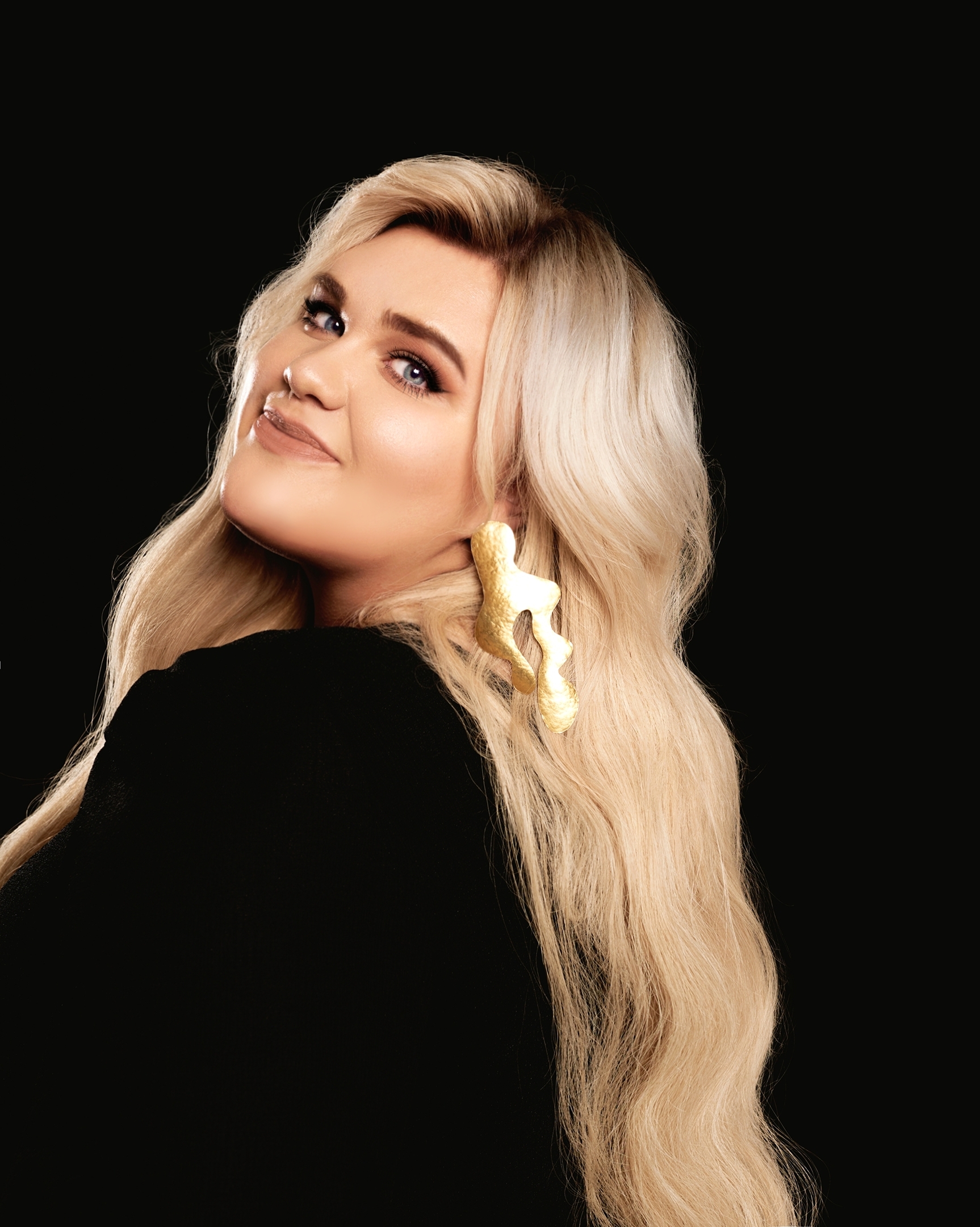 Bajkowe głosy – Marta Burdynowicz i Marcin Januszkiewicz zaśpiewają na Pyrkonie!