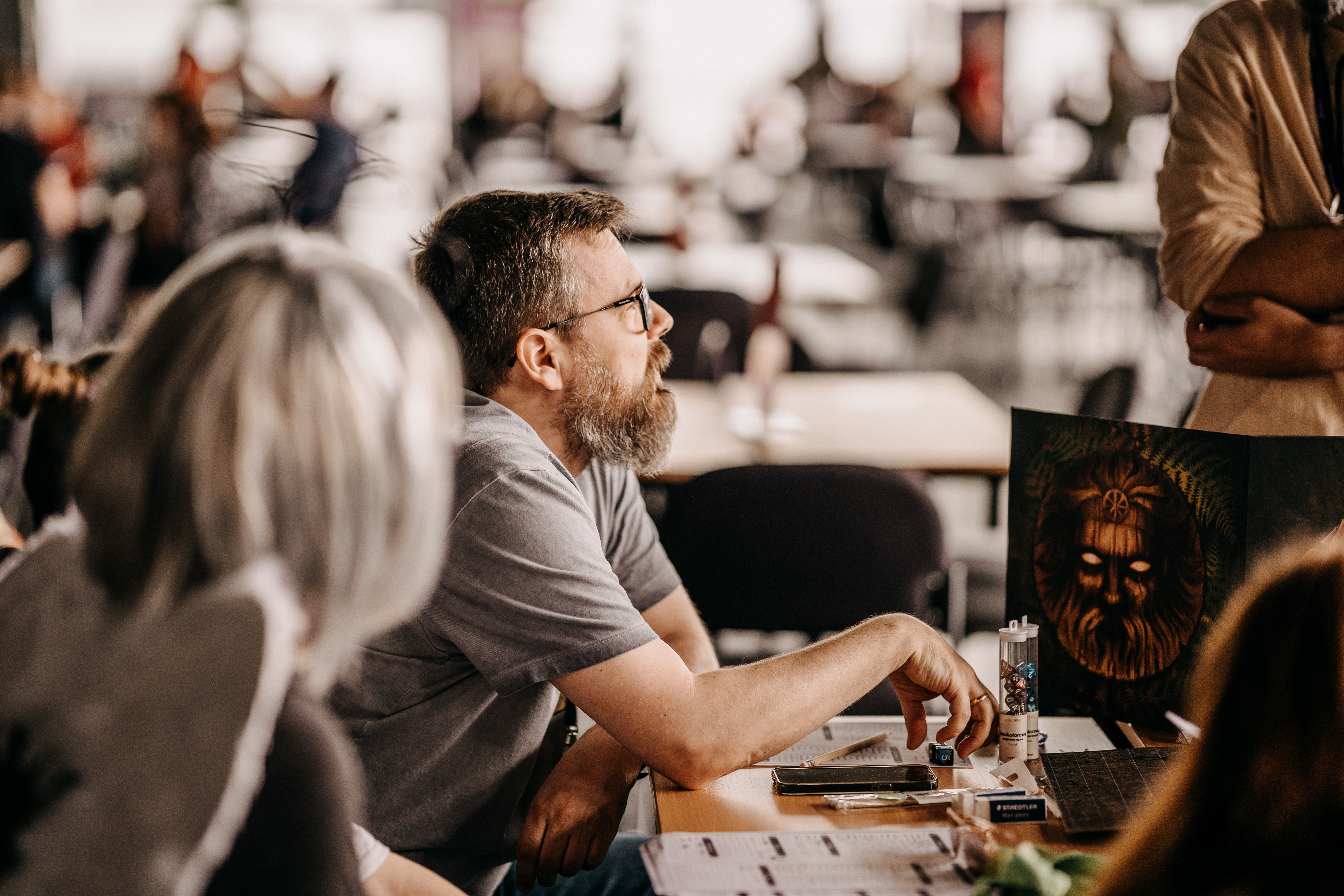 Szukamy graczy! Dołączcie do sesji RPG z tłumaczeniem na PJM